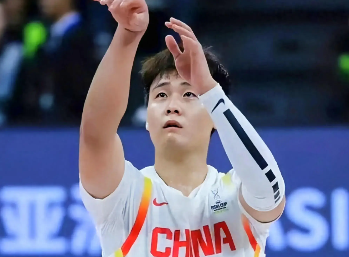 暖一些, 的后场配置