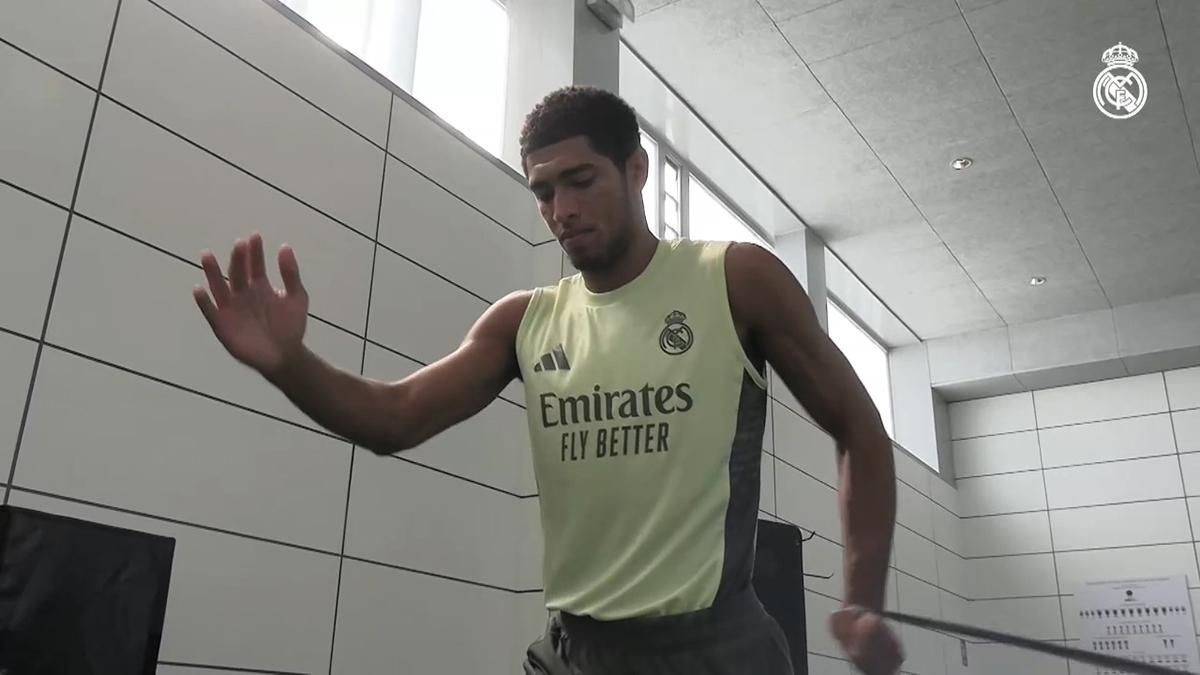 始在场边进, 几场重要比