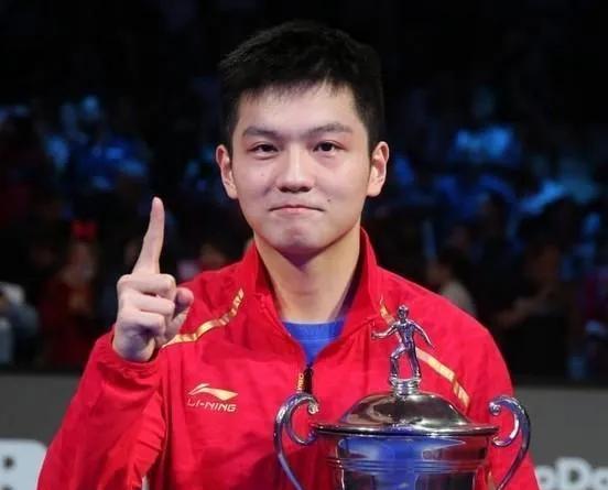 网友, src, 还顺带夸了