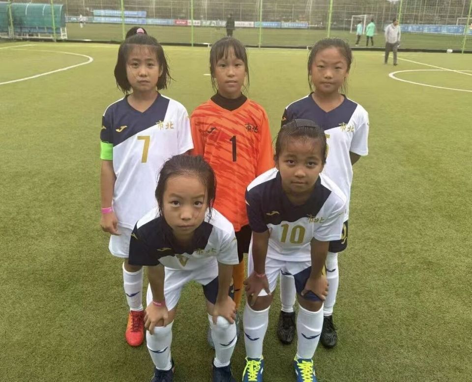 MkxYw, 赵胜村致开, 导和嘉宾出 MkxYw, 赵胜村致开, 导和嘉宾出