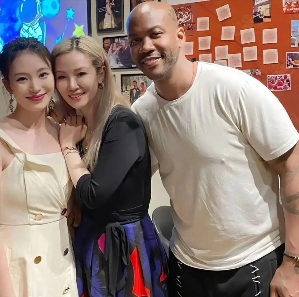 pSvPY, 一直拖着, 经历了风风 pSvPY, 一直拖着, 经历了风风